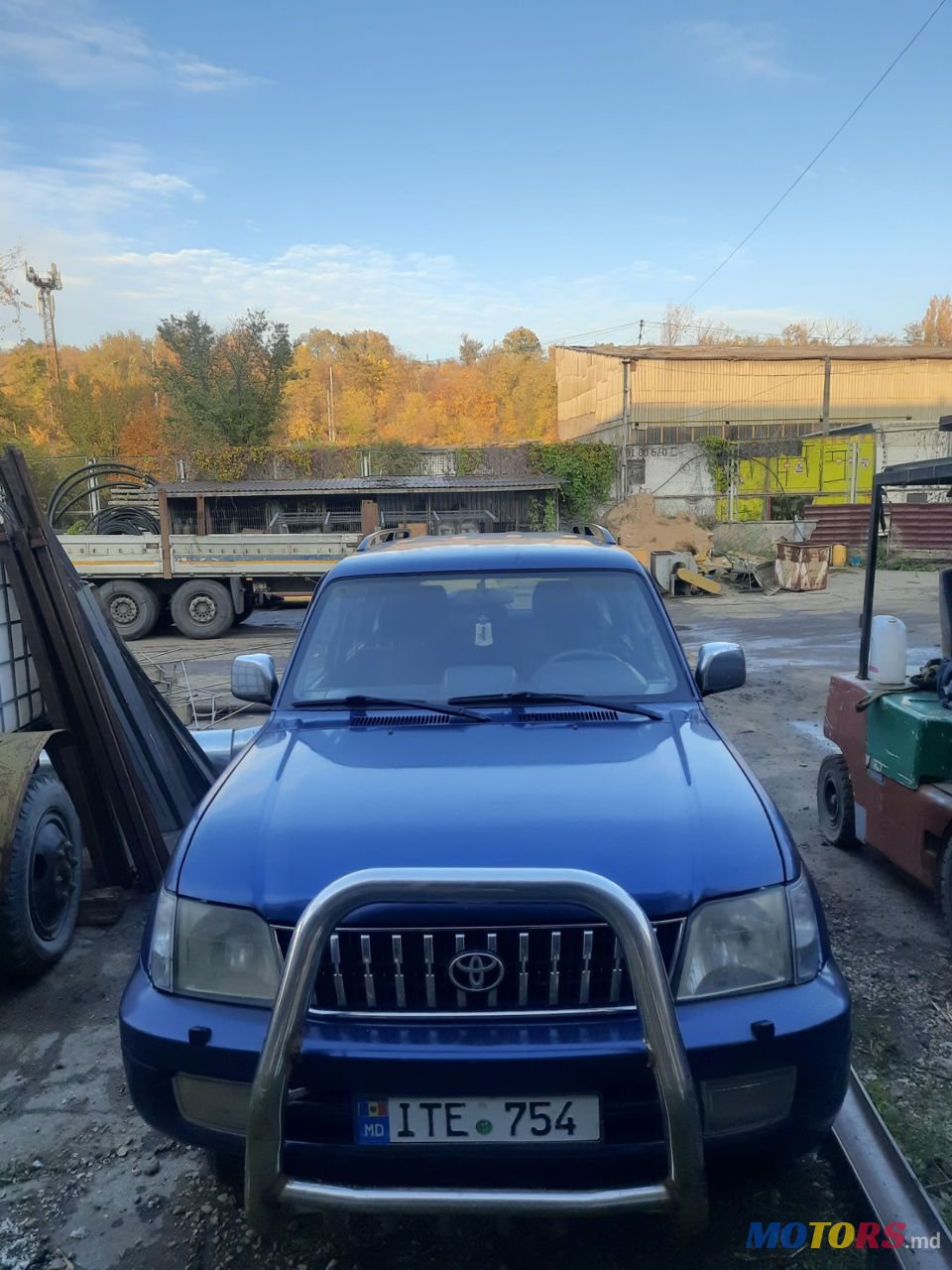 2001' Toyota Land Cruiser photo #1