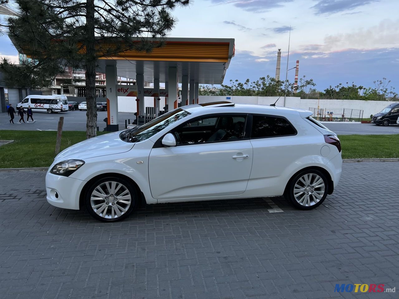 2008' Kia ProCeed photo #3