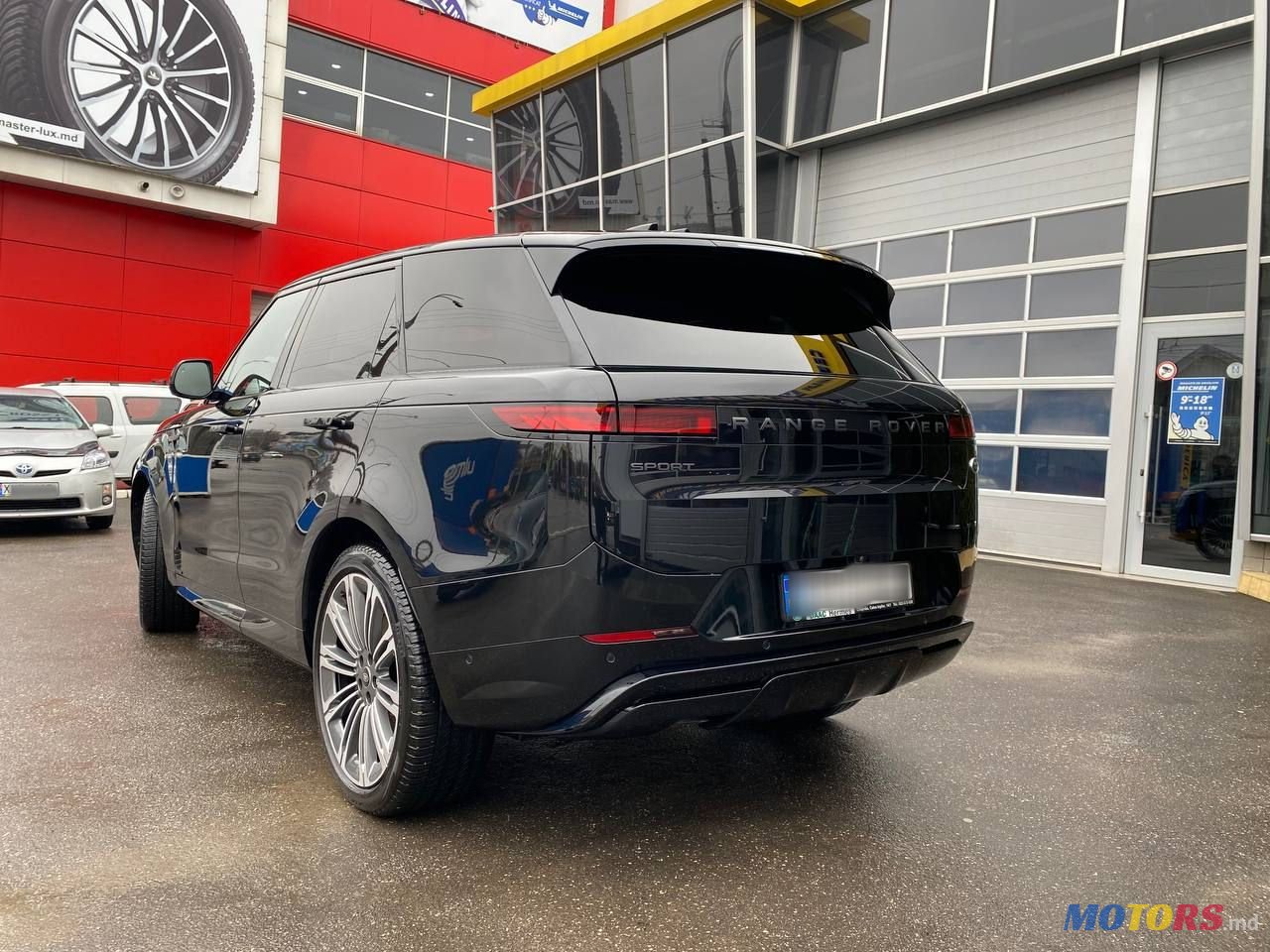 2023' Land Rover Range Rover Sport photo #6