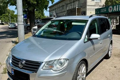 2009' Volkswagen Touran