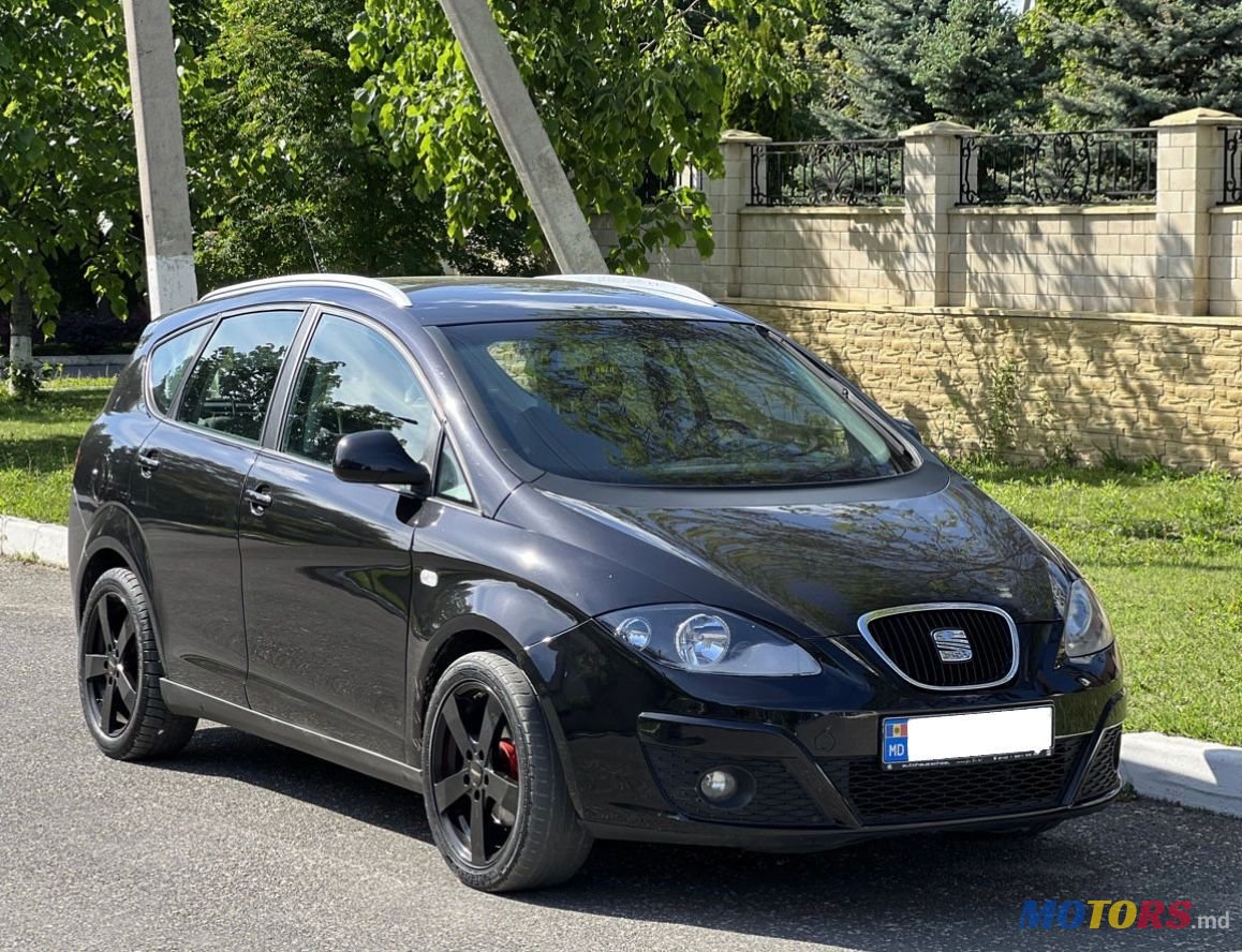 2009' SEAT Altea Xl photo #2