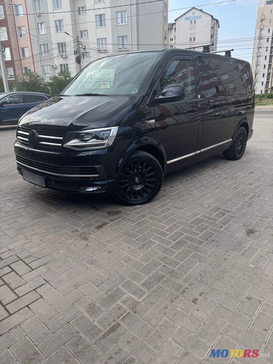 2016' Volkswagen Multivan photo #1