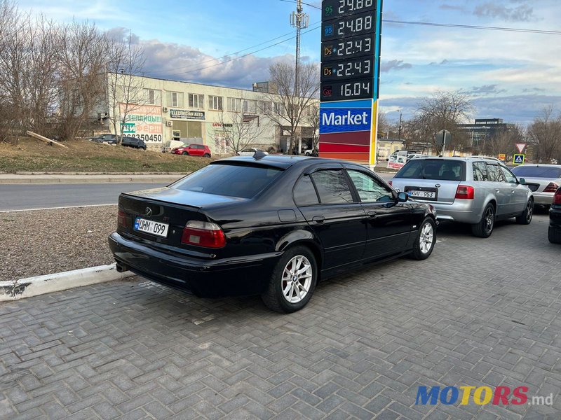 2001' BMW 5 Series photo #6