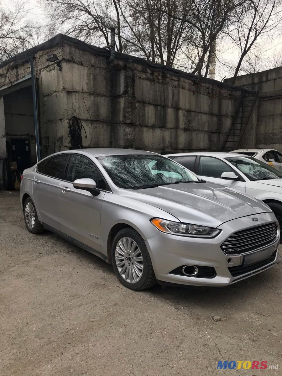 2013' Ford Fusion photo #1