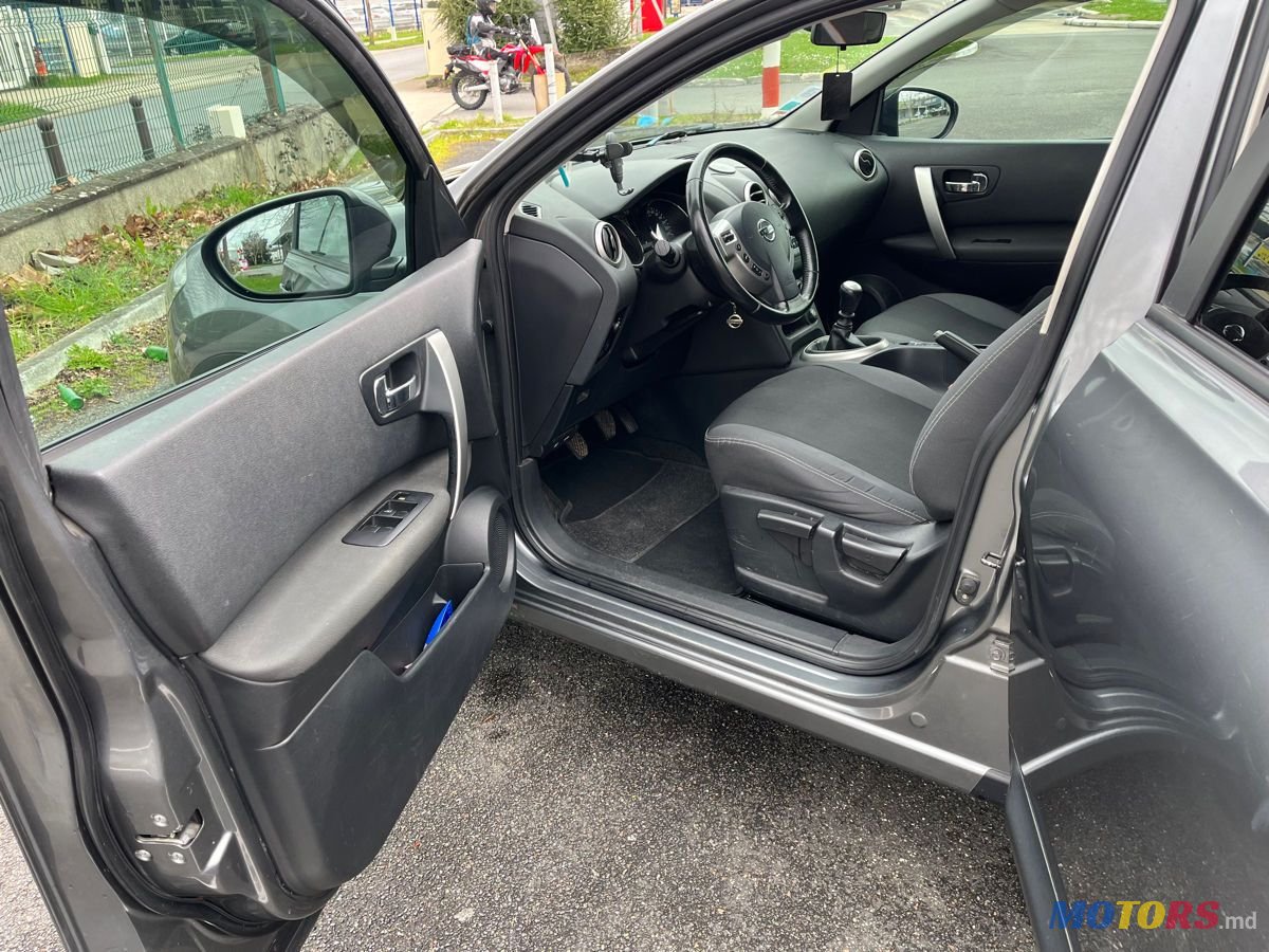 2012' Nissan Qashqai photo #6