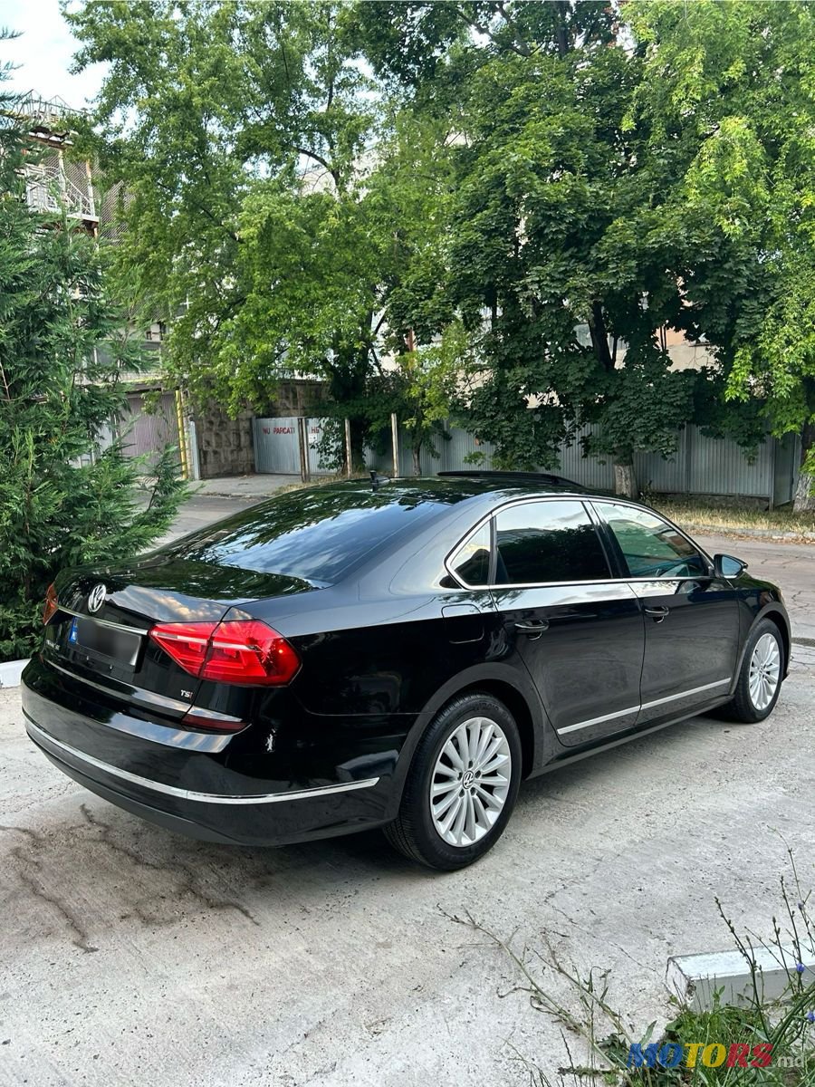 2015' Volkswagen Passat photo #4