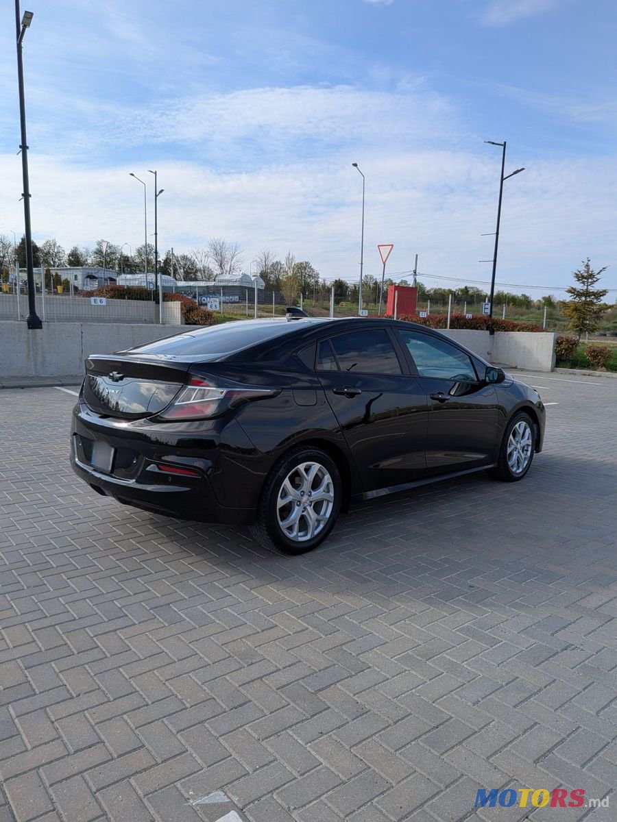 2016' Chevrolet Volt photo #4