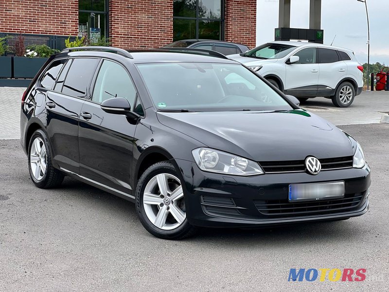 2014' Volkswagen Golf photo #3