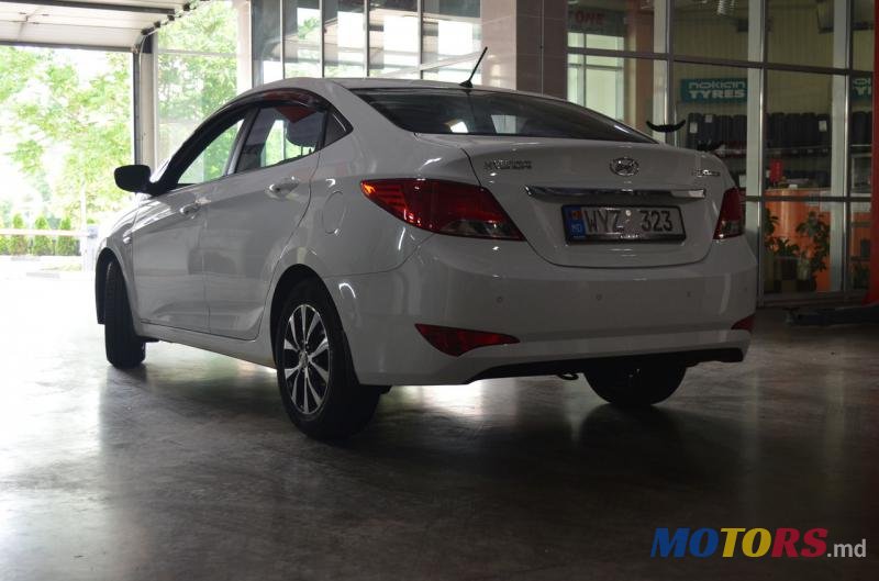 2015' Hyundai S-Coupe photo #2