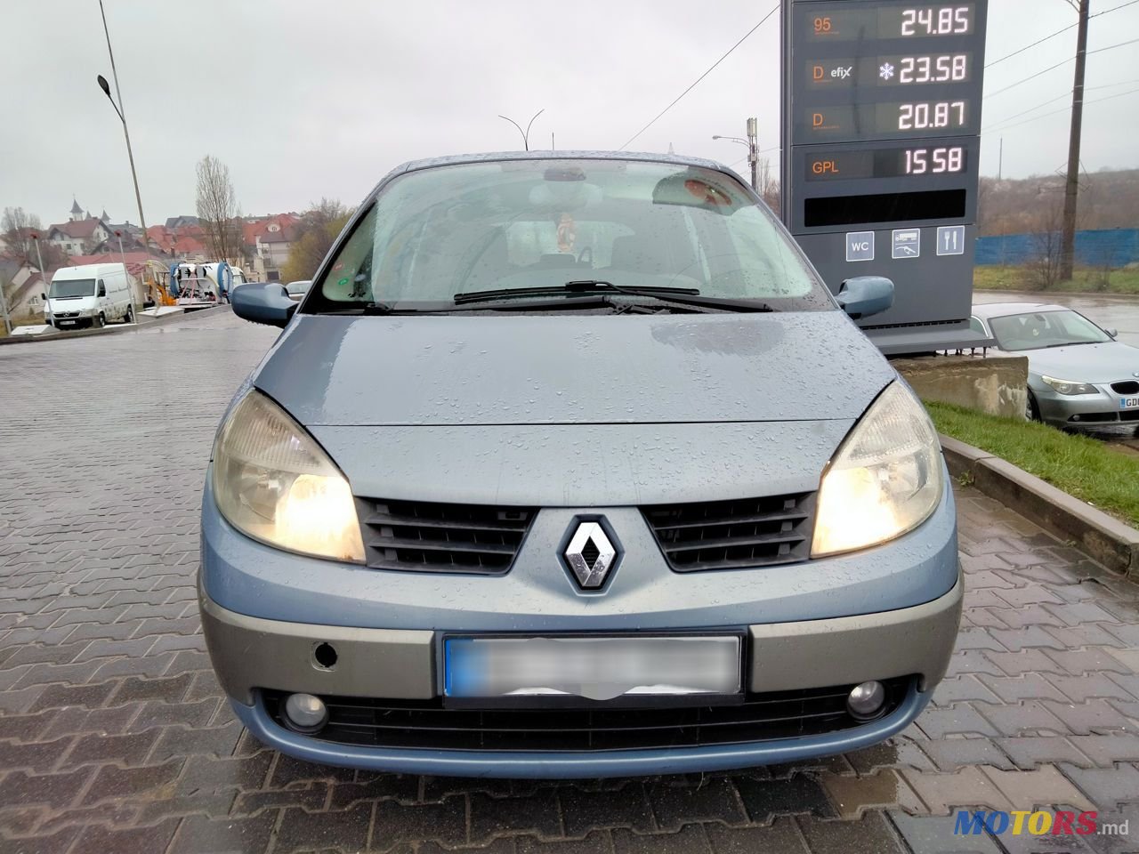 2006' Renault Grand Scenic photo #1