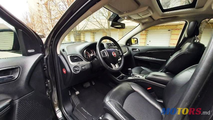 2016' Fiat Freemont photo #6
