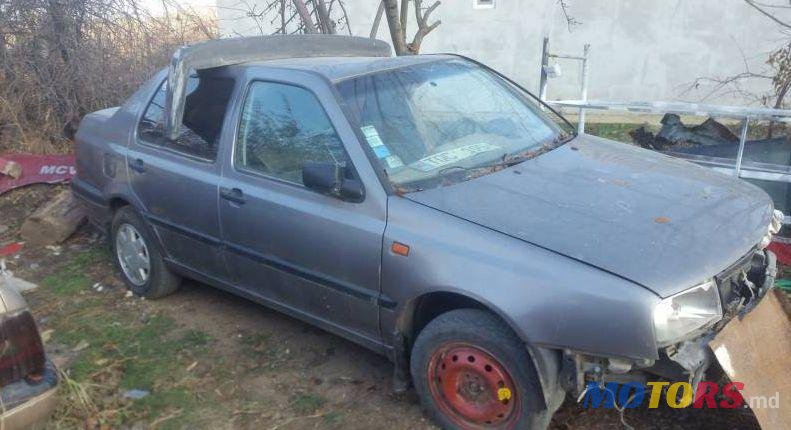 1994' Volkswagen Vento photo #1