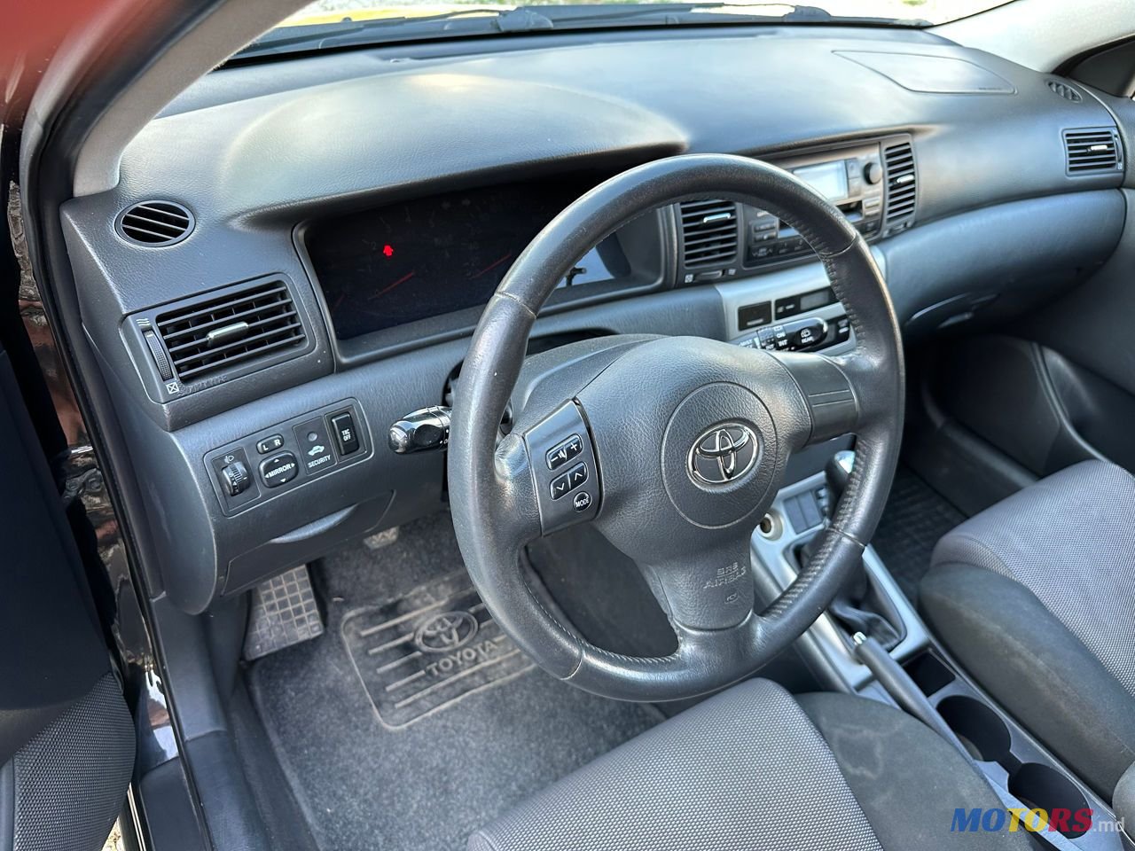 2007' Toyota Corolla photo #5