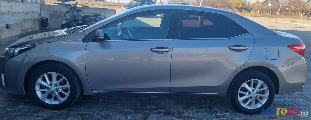 2013' Toyota Corolla photo #1