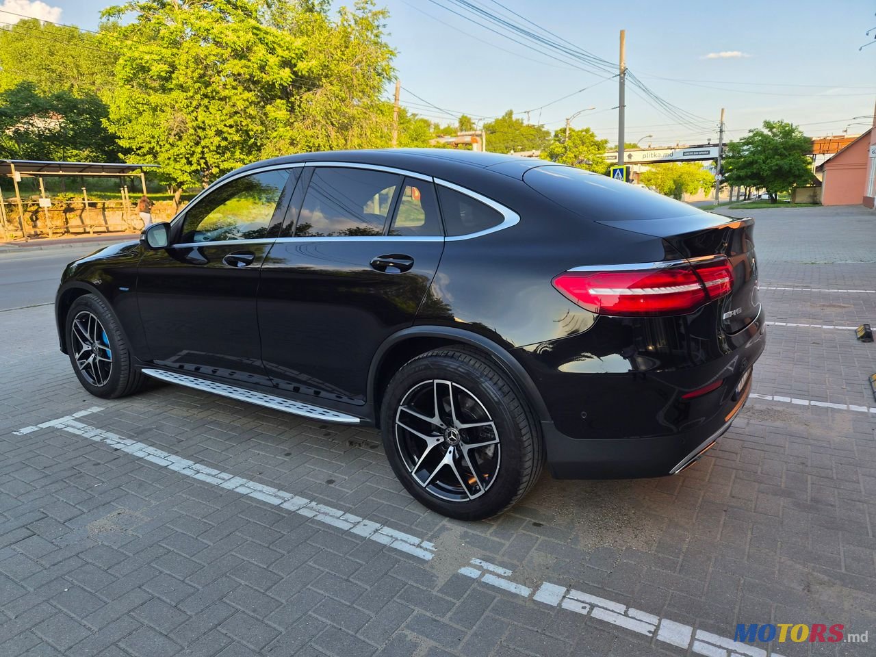 2017' Mercedes-Benz Glc Coupe photo #6