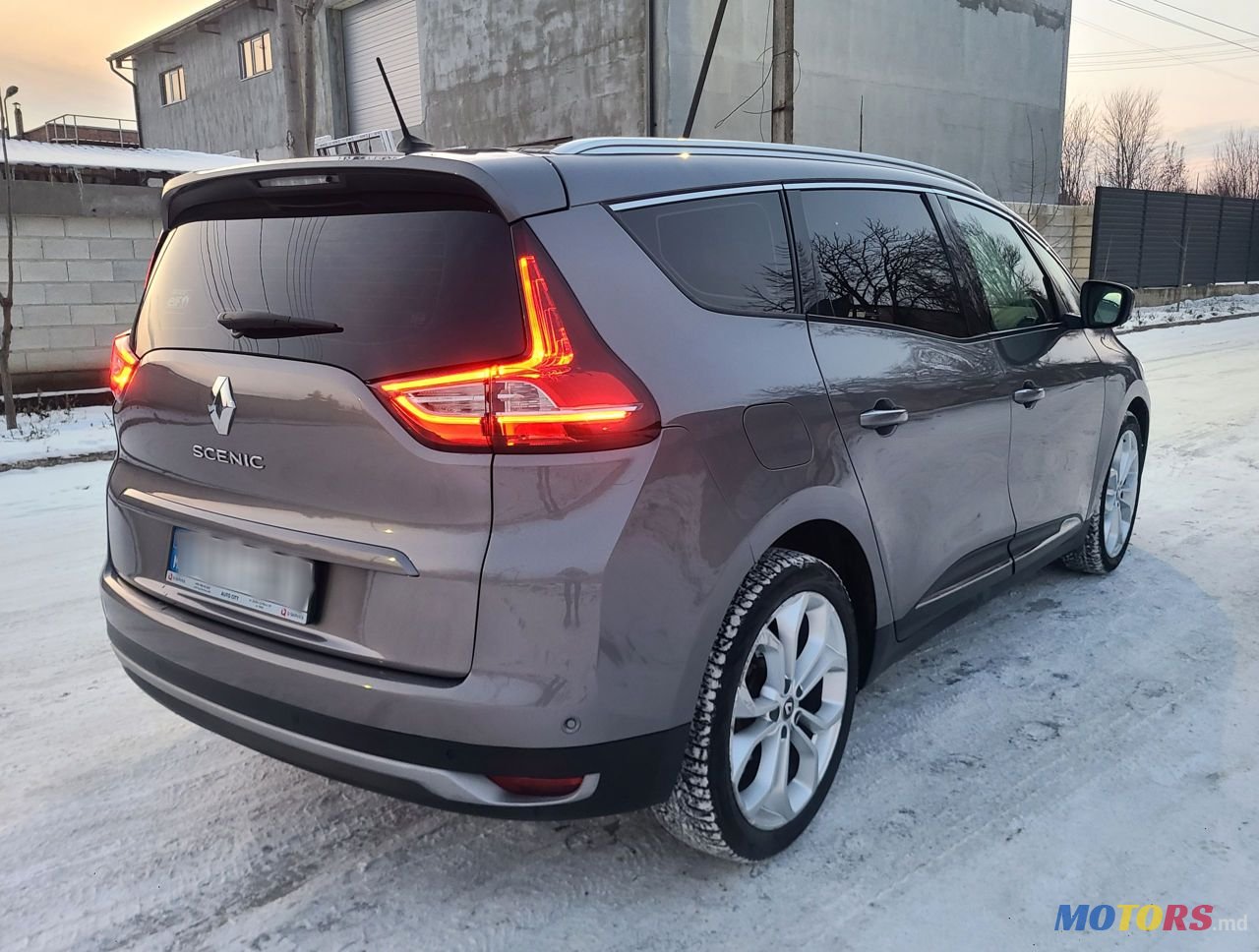 2018' Renault Grand Scenic photo #2