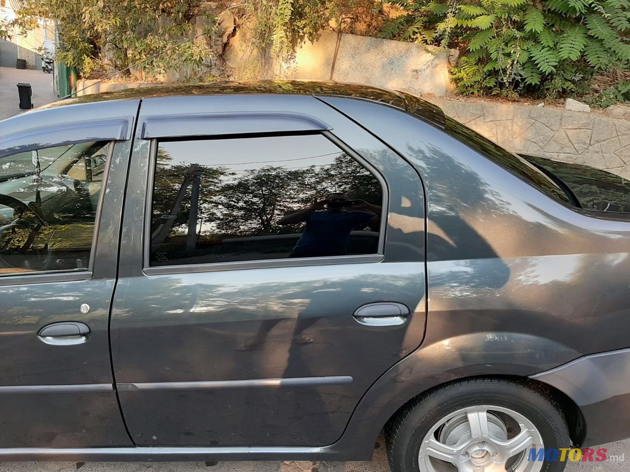 2008' Dacia Logan photo #2