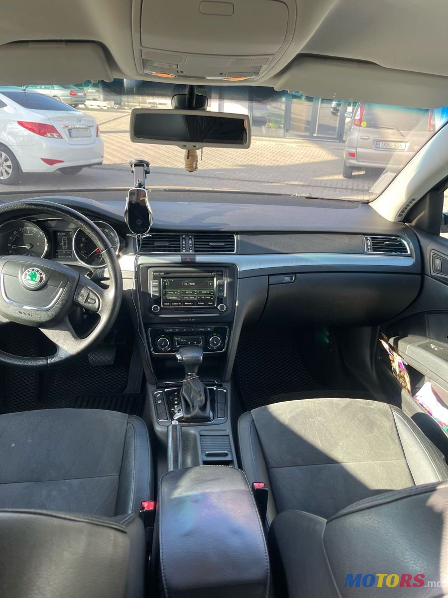 2008' Skoda Superb photo #3