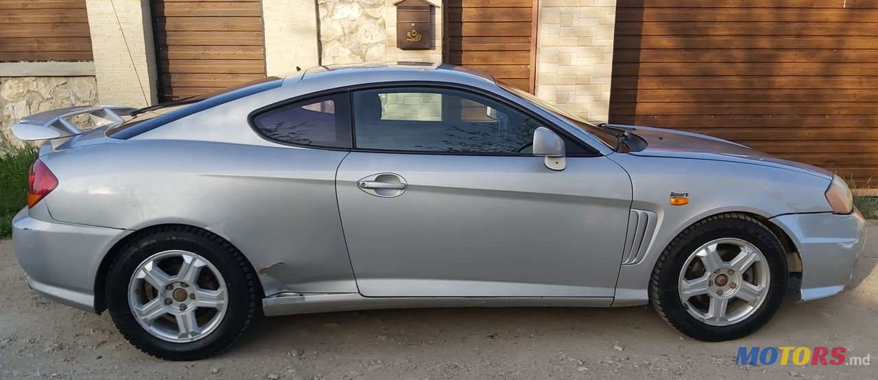 2003' Hyundai Coupe photo #5