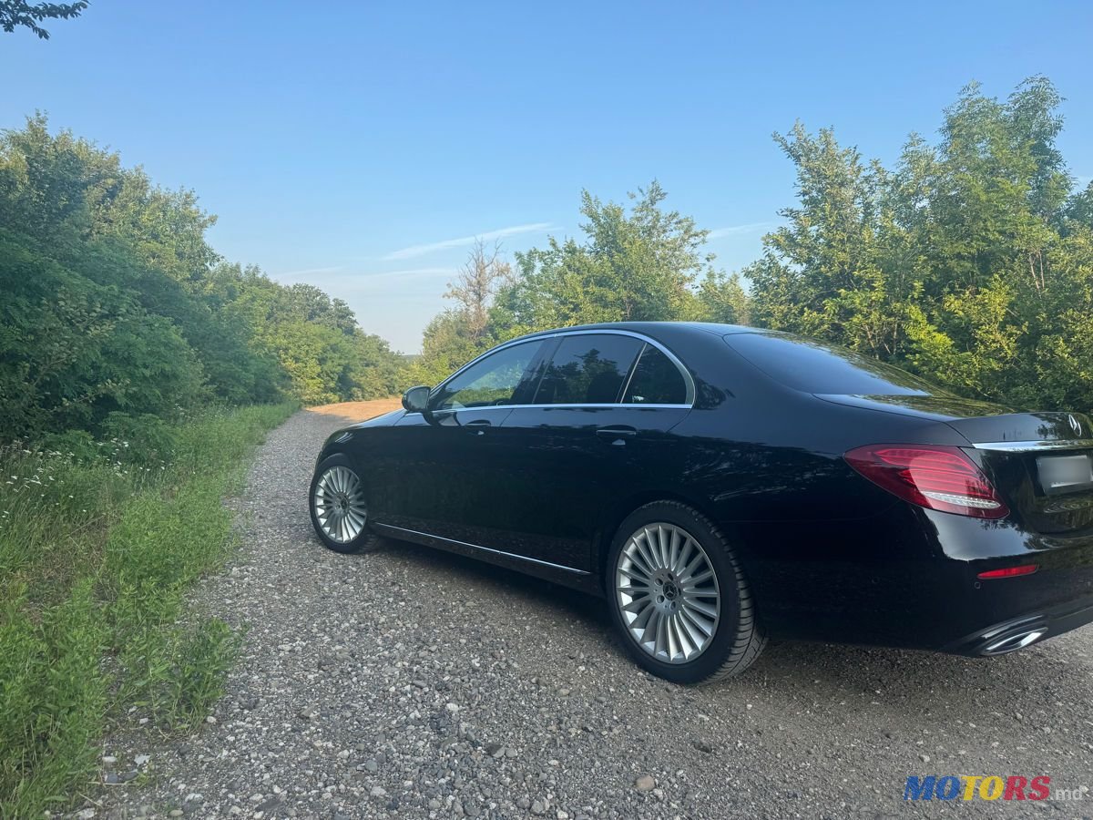 2019' Mercedes-Benz E-Class photo #3
