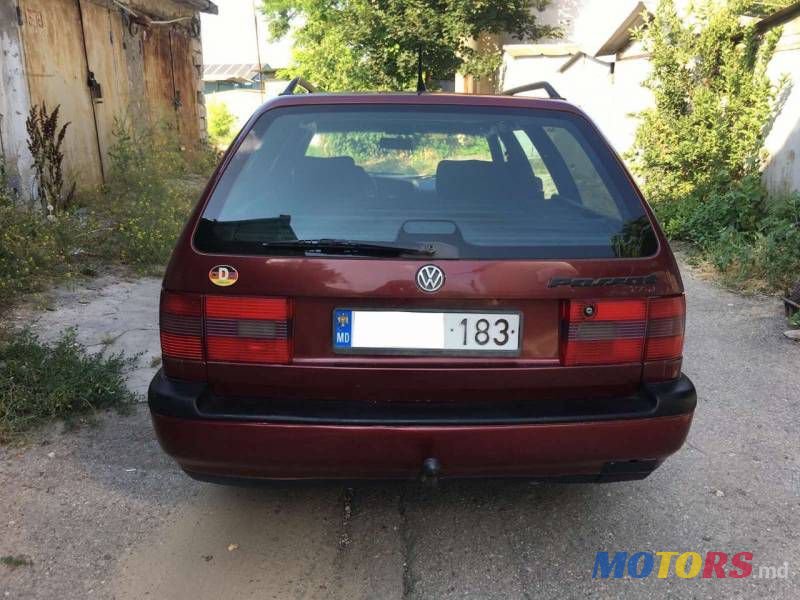 1995' Volkswagen Passat photo #5