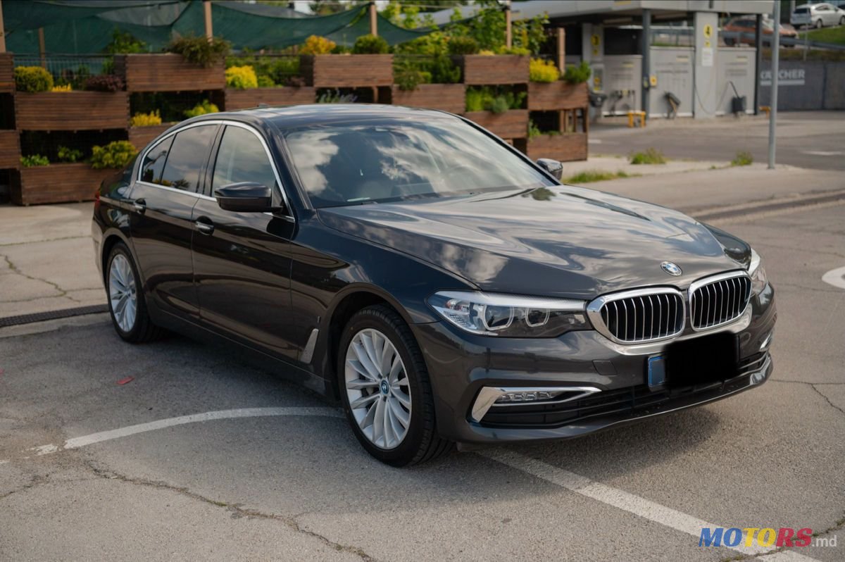 2018' BMW 5 Series photo #2