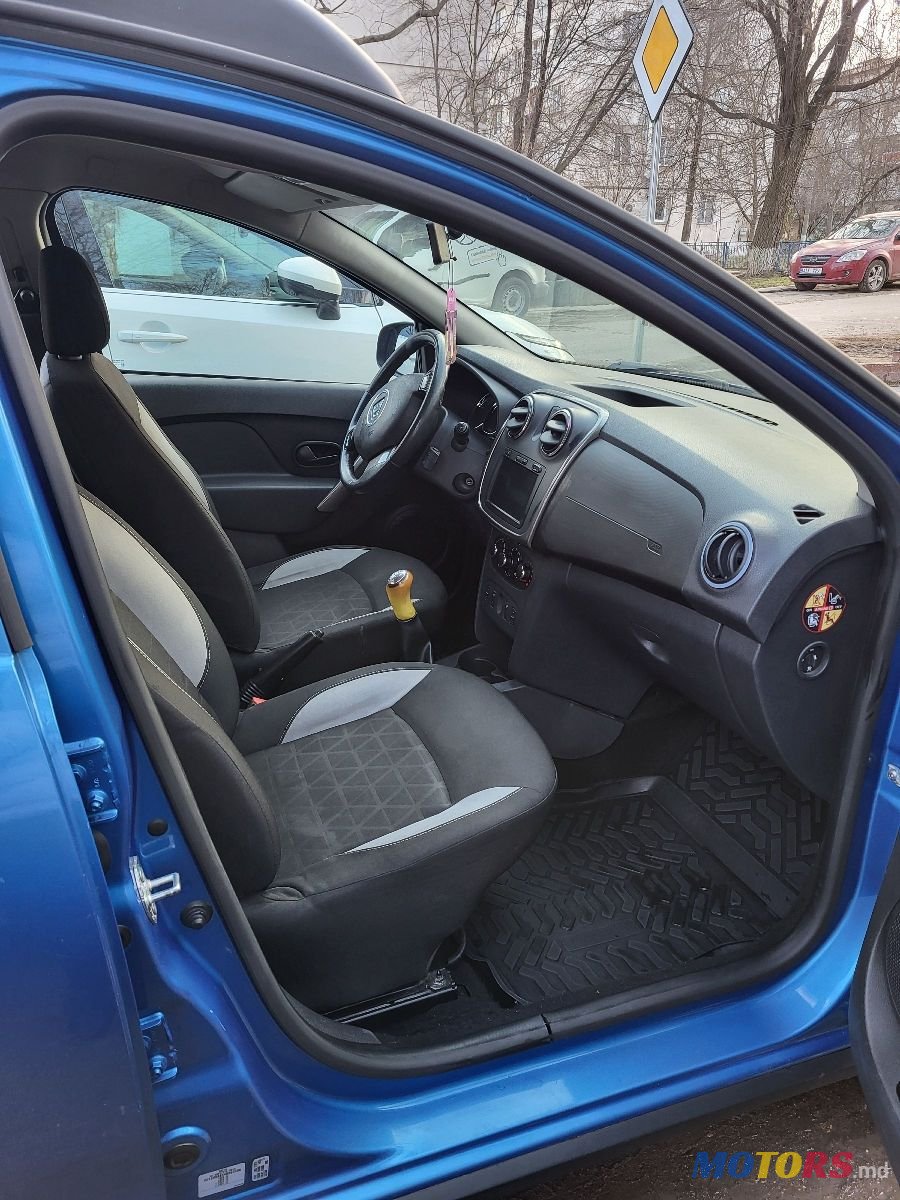 2013' Dacia Sandero Stepway photo #6