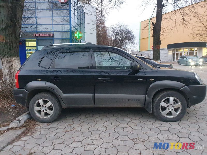 2005' Hyundai Tucson 2,7 l photo #3