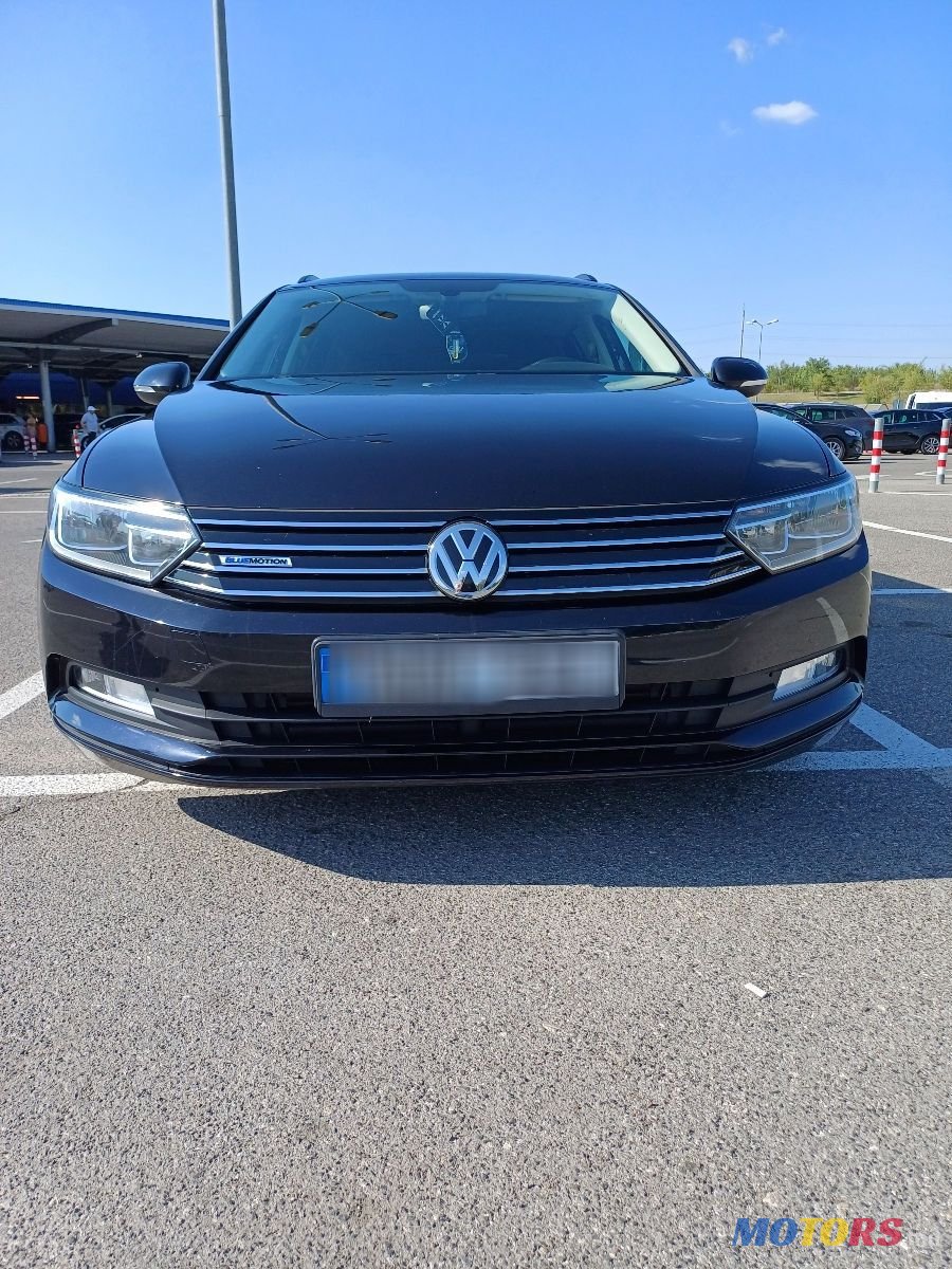 2016' Volkswagen Passat photo #1
