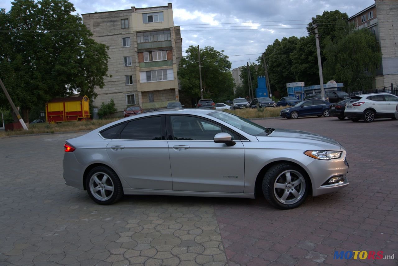 2017' Ford Fusion photo #4
