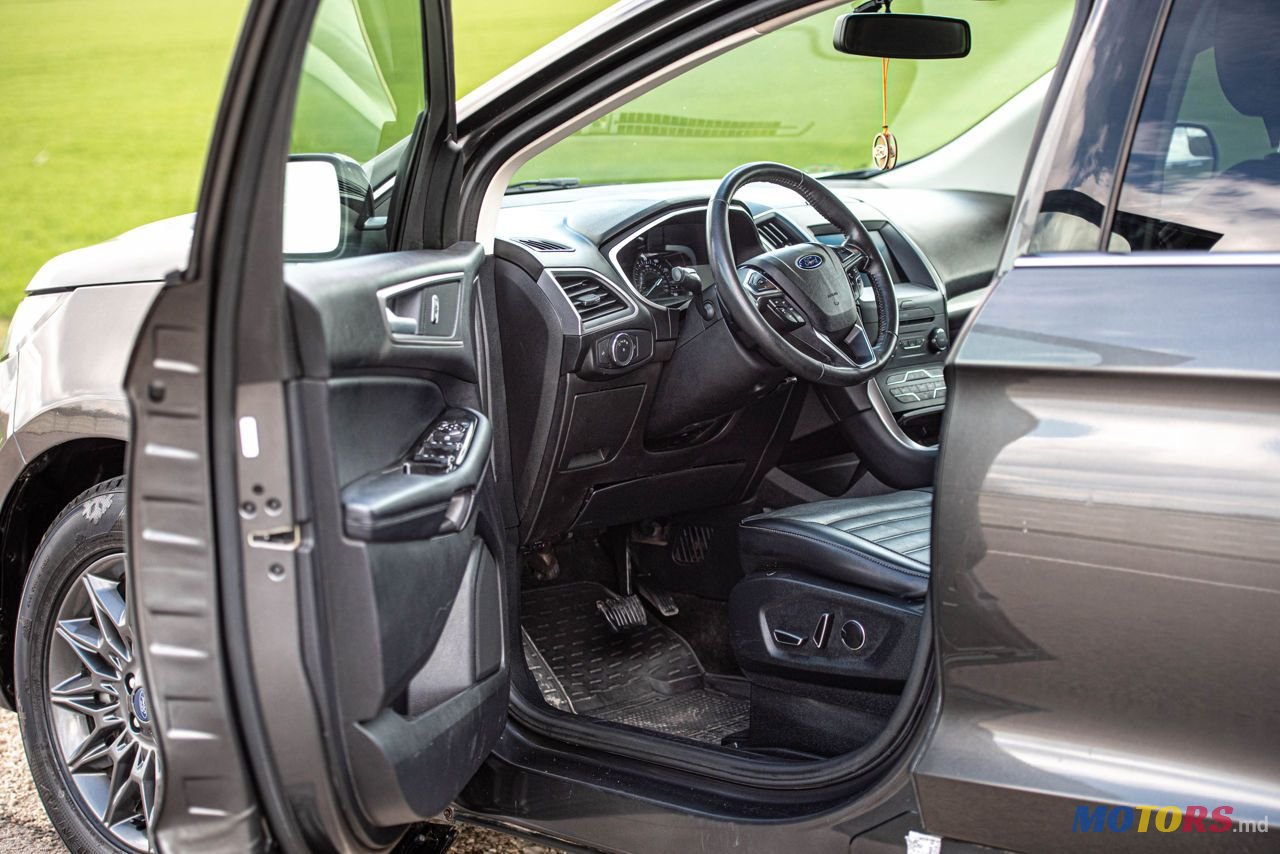 2018' Ford Edge photo #4