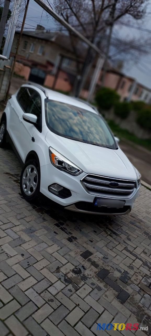 2017' Ford Kuga photo #2