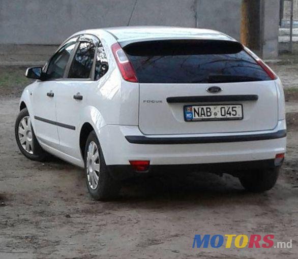 2007' Ford Focus photo #2