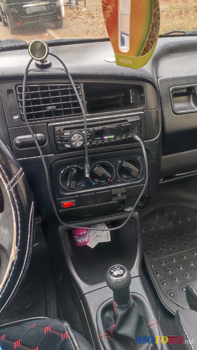 1993' Volkswagen Golf photo #4