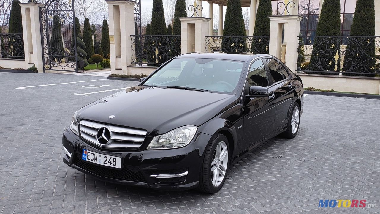2012' Mercedes-Benz C Класс photo #2