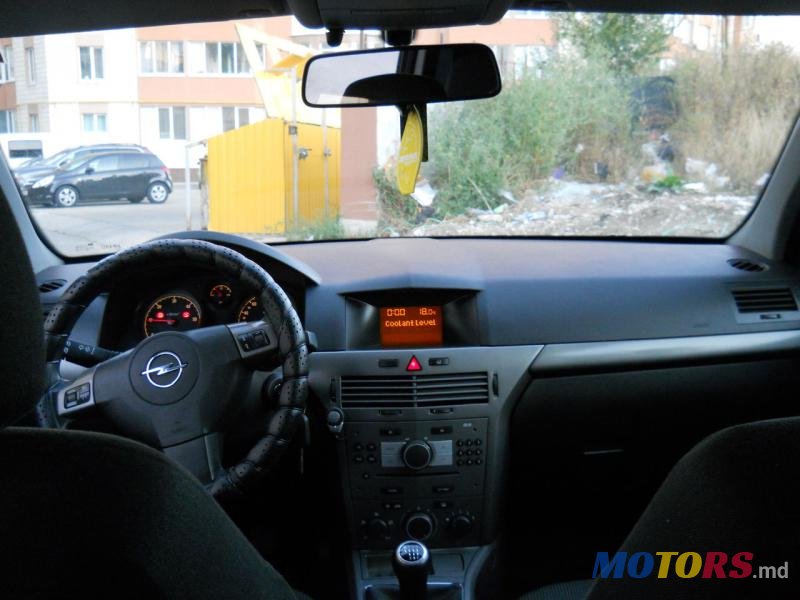 2006' Opel Astra photo #3