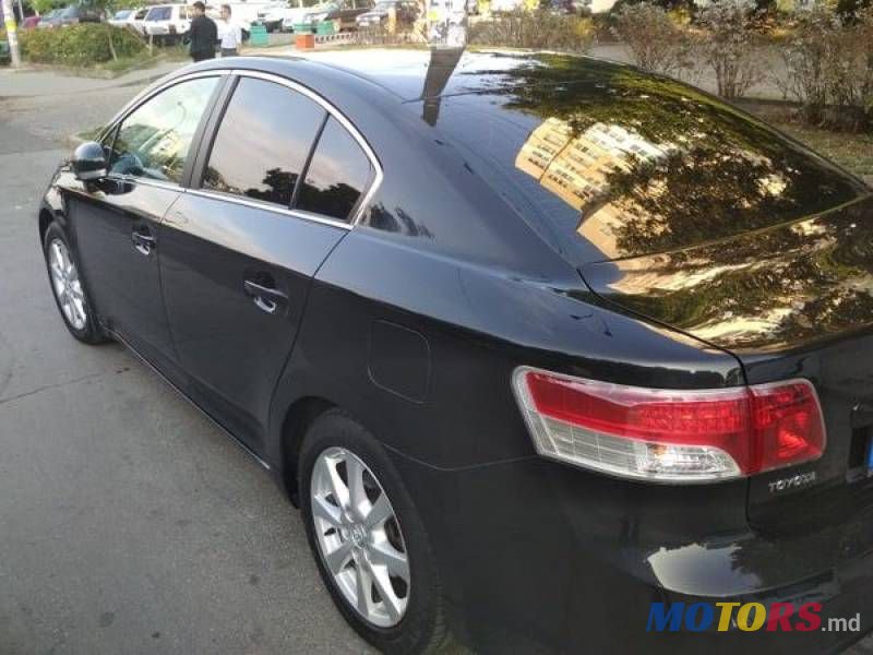 2012' Toyota Avensis photo #4