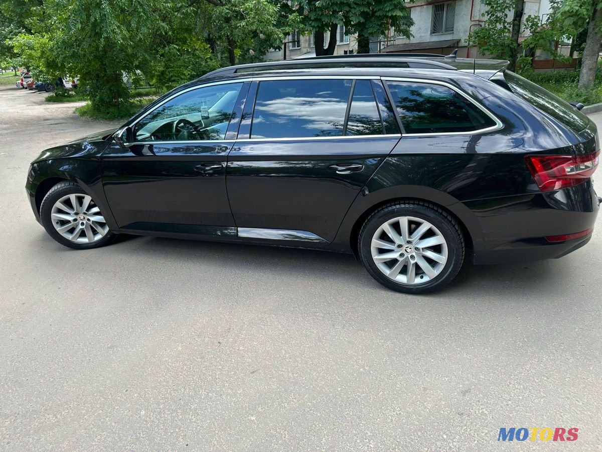 2017' Skoda Superb photo #2
