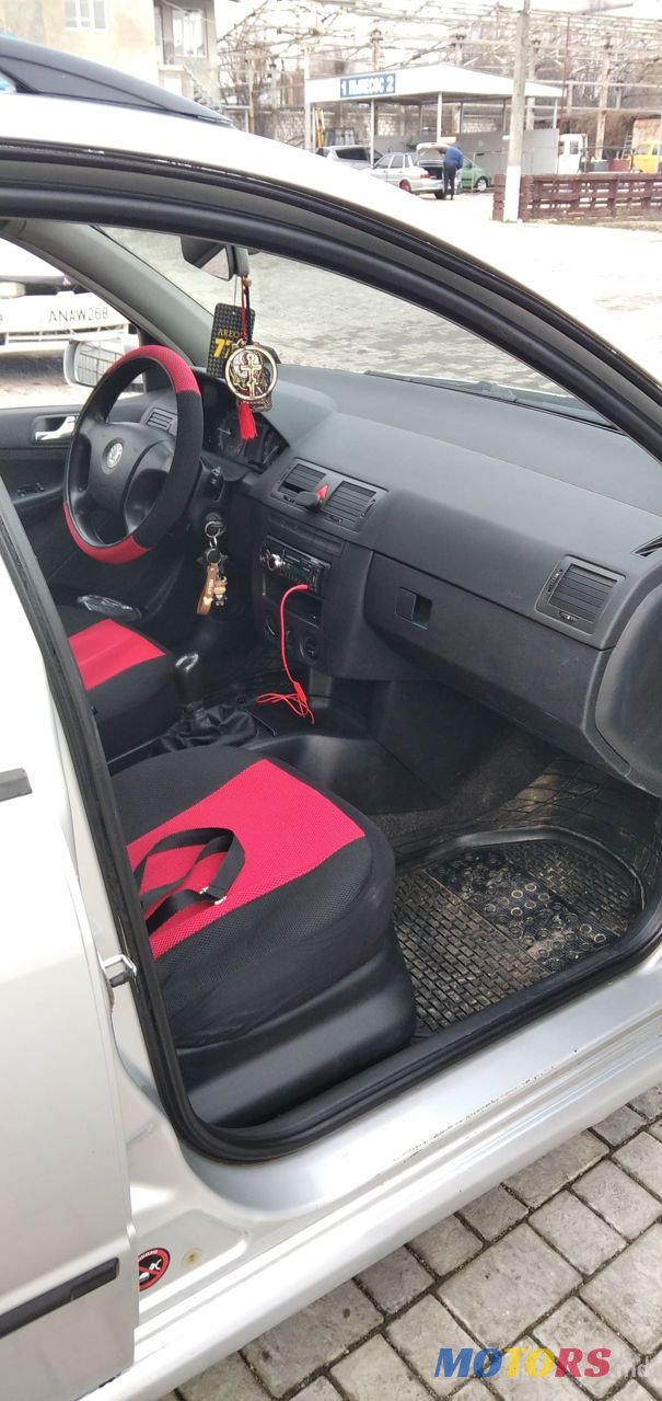 2005' Skoda Fabia photo #2