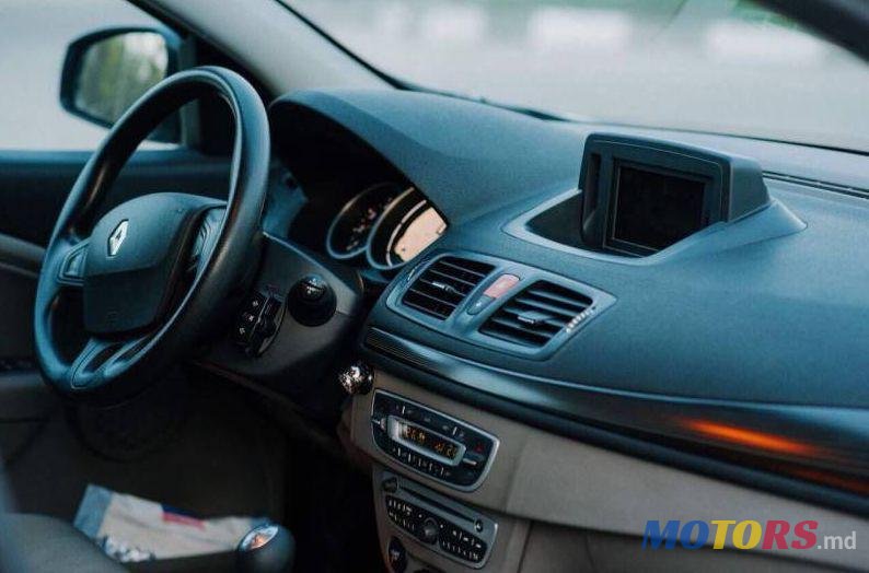 2009' Renault Megane photo #1