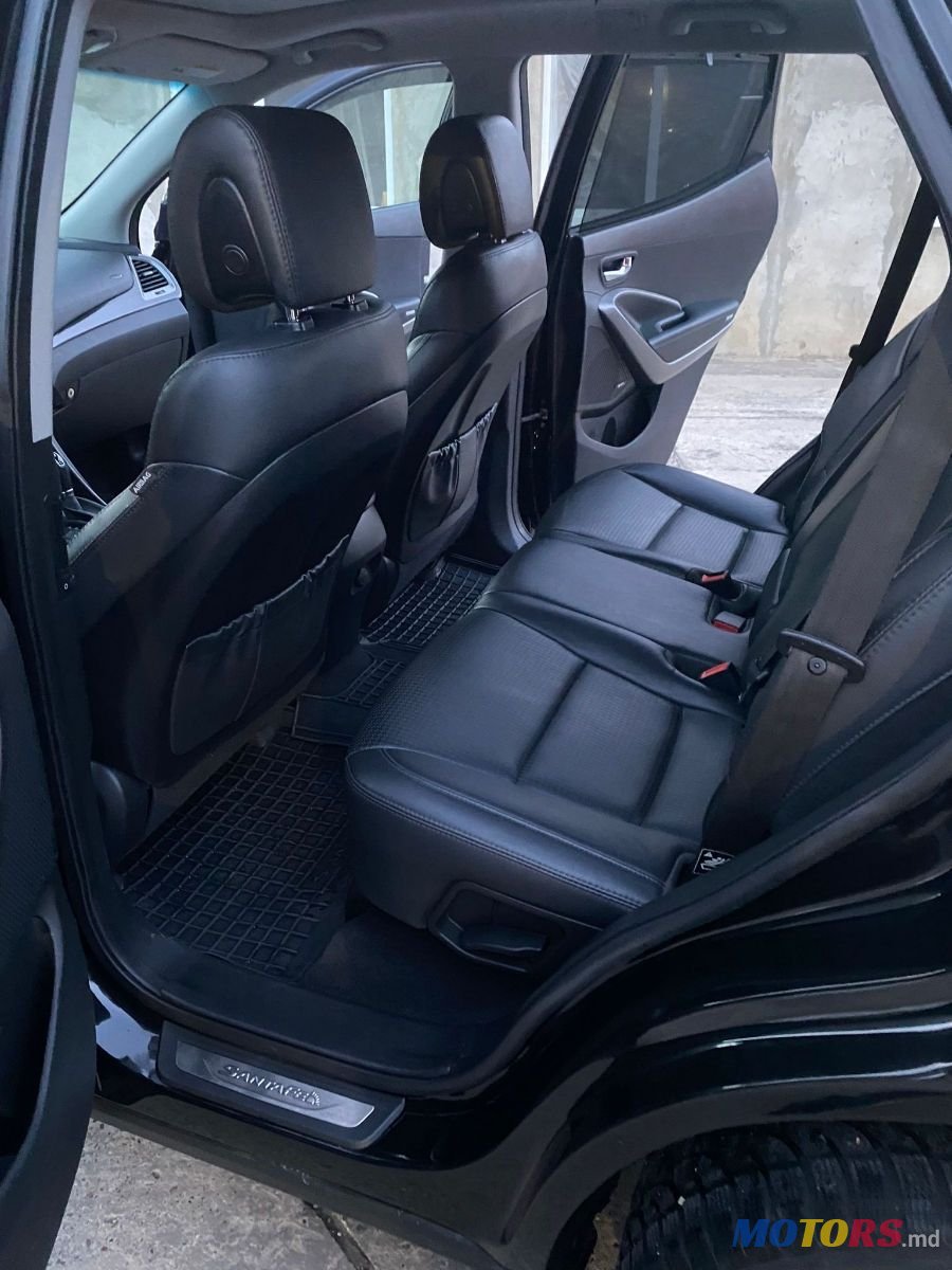 2014' Hyundai Santa Fe photo #5