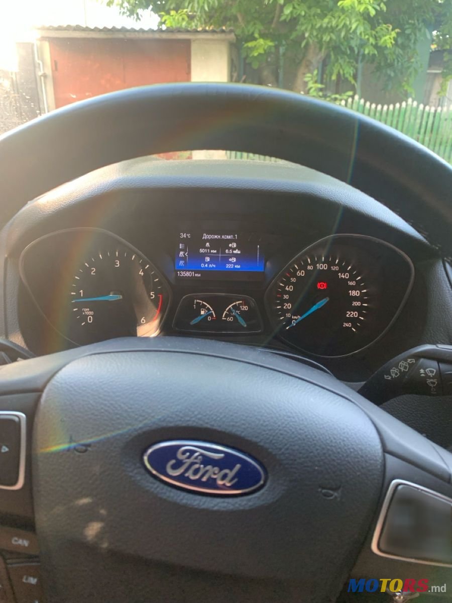 2017' Ford Focus photo #3