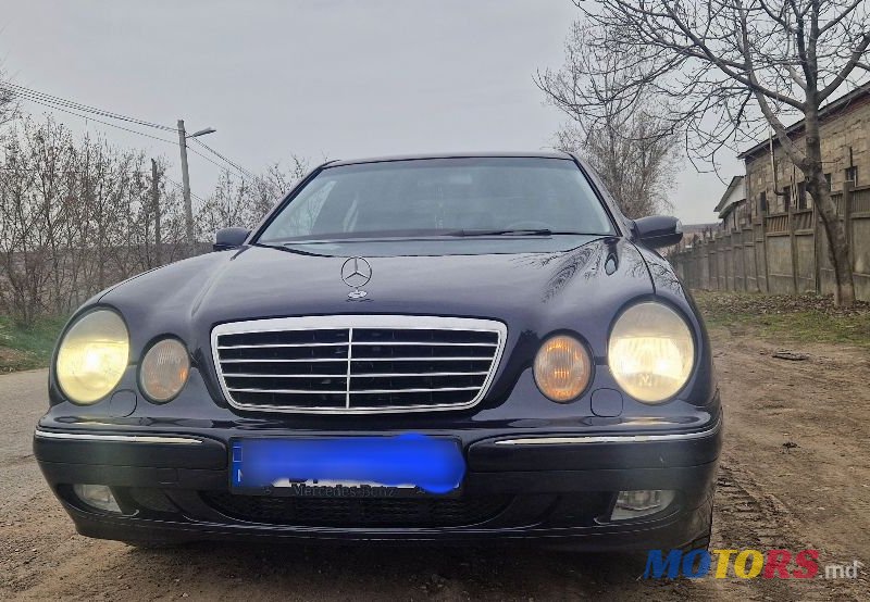 2001' Mercedes-Benz E-Class photo #3