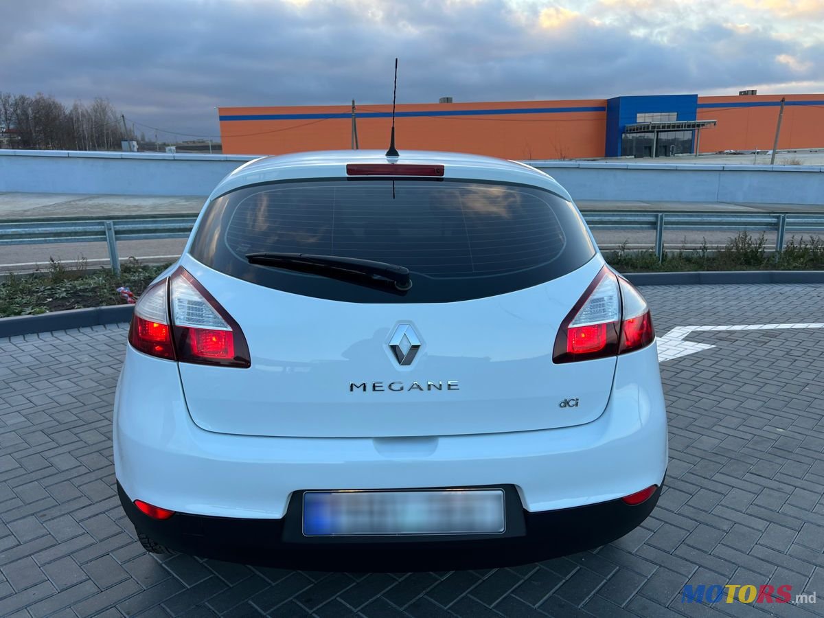 2015' Renault Megane photo #3