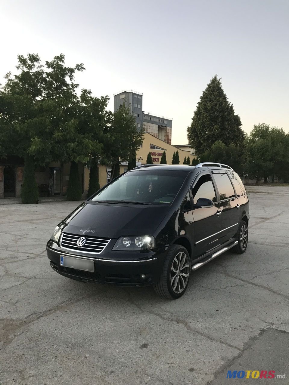 2006' Volkswagen Sharan photo #3