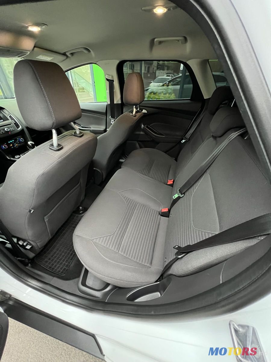2015' Ford Focus photo #6