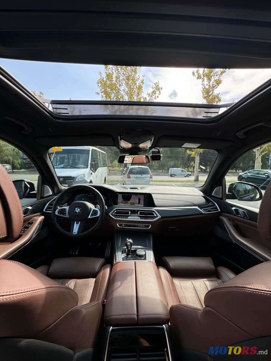 2019' BMW X5 photo #6