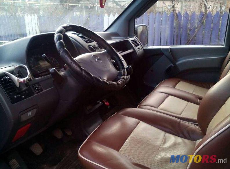 2002' Mercedes-Benz Vito photo #1