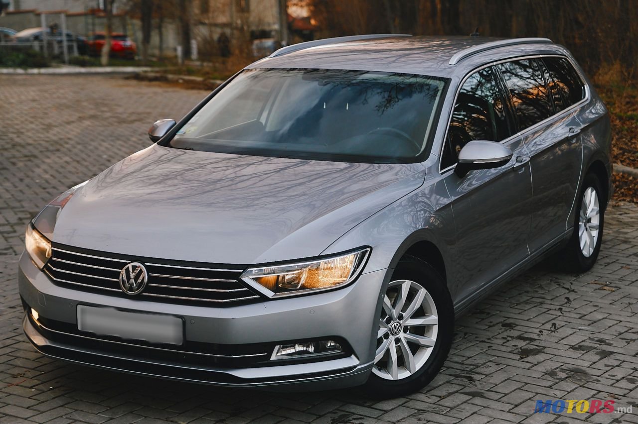 2019' Volkswagen Passat photo #5