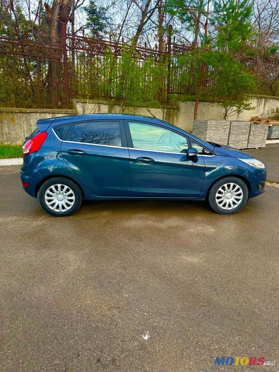 2014' Ford Fiesta photo #3